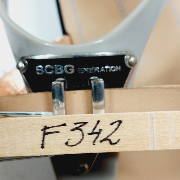 BCBGeneration Calantha Gray Black Jelly Thong Buckle Strap Flat Sandals F342 - Picture 11 of 11